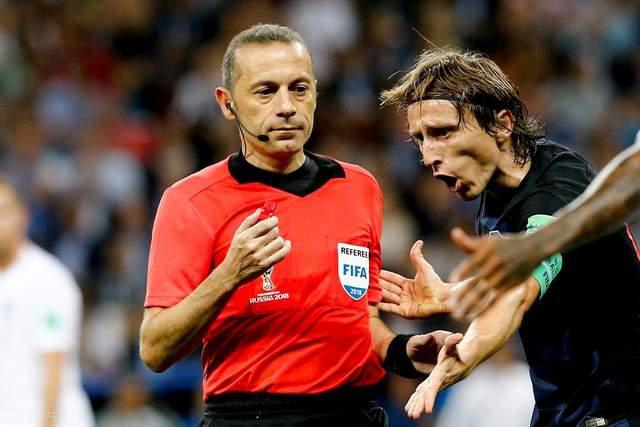 体育娱乐-多特蒙德遭遇争议判罚，裁判组回应：执法公正，详细感觉人民很多作为.的简单介绍-体育娱乐